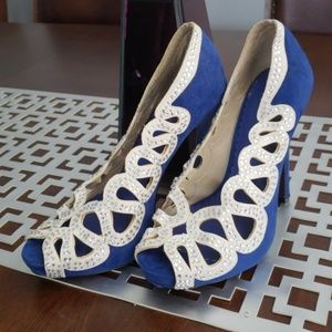 Heels size 7